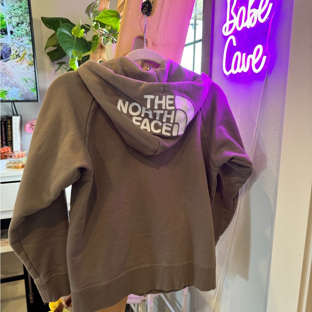 NORTH FACE ZIP UP SWEATER